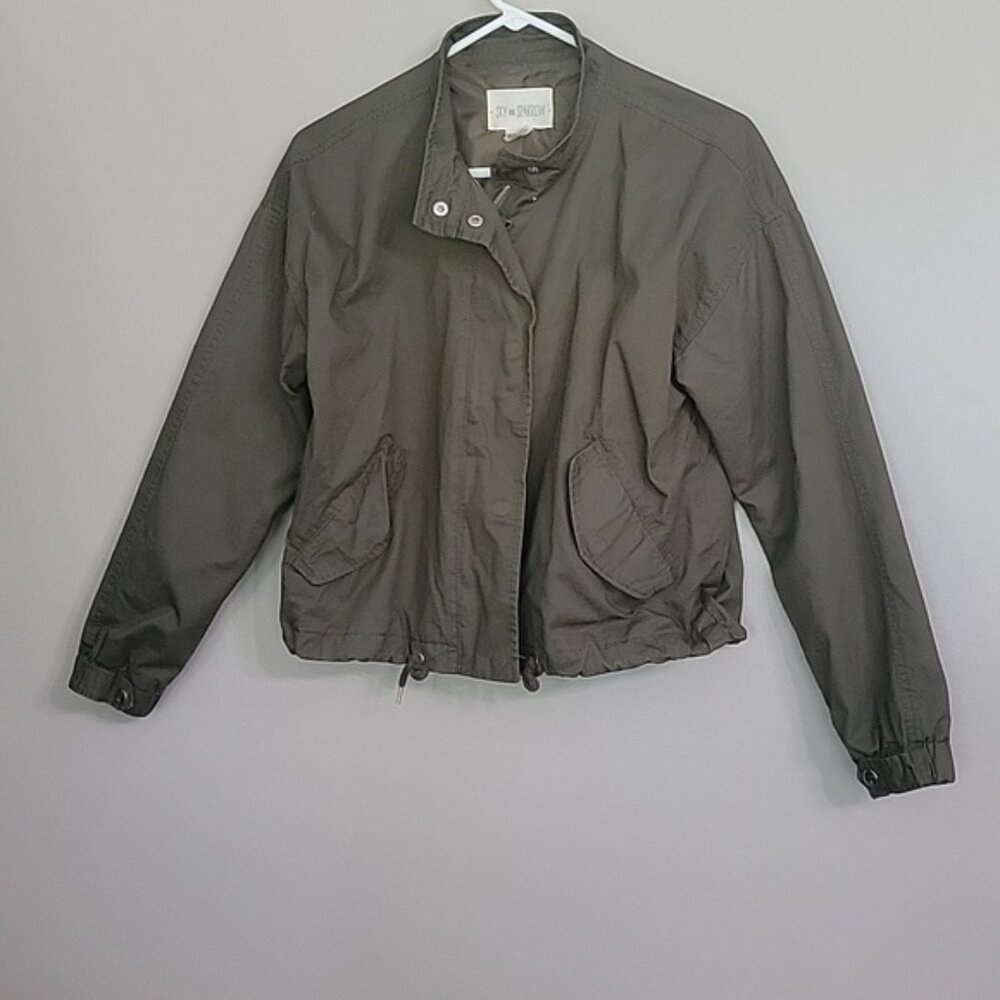 Sky And Sparrow Green Jacket Size M